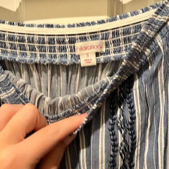 Xhilaration blue long sleeve off the shoulder floral embroidered top - Picture 4 of 5